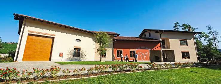Sede dell'Azienda Agricola Virna Borgogno a Barolo, nel cuore delle Langhe piemontesi